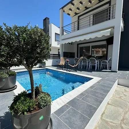 Holiday home Milena's Luxury *