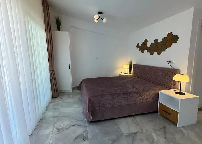 Milena's Luxury * Nea Iraklitsa